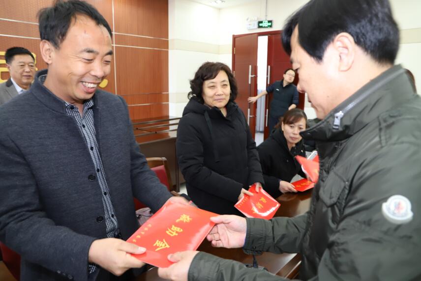 发钱.jpg
