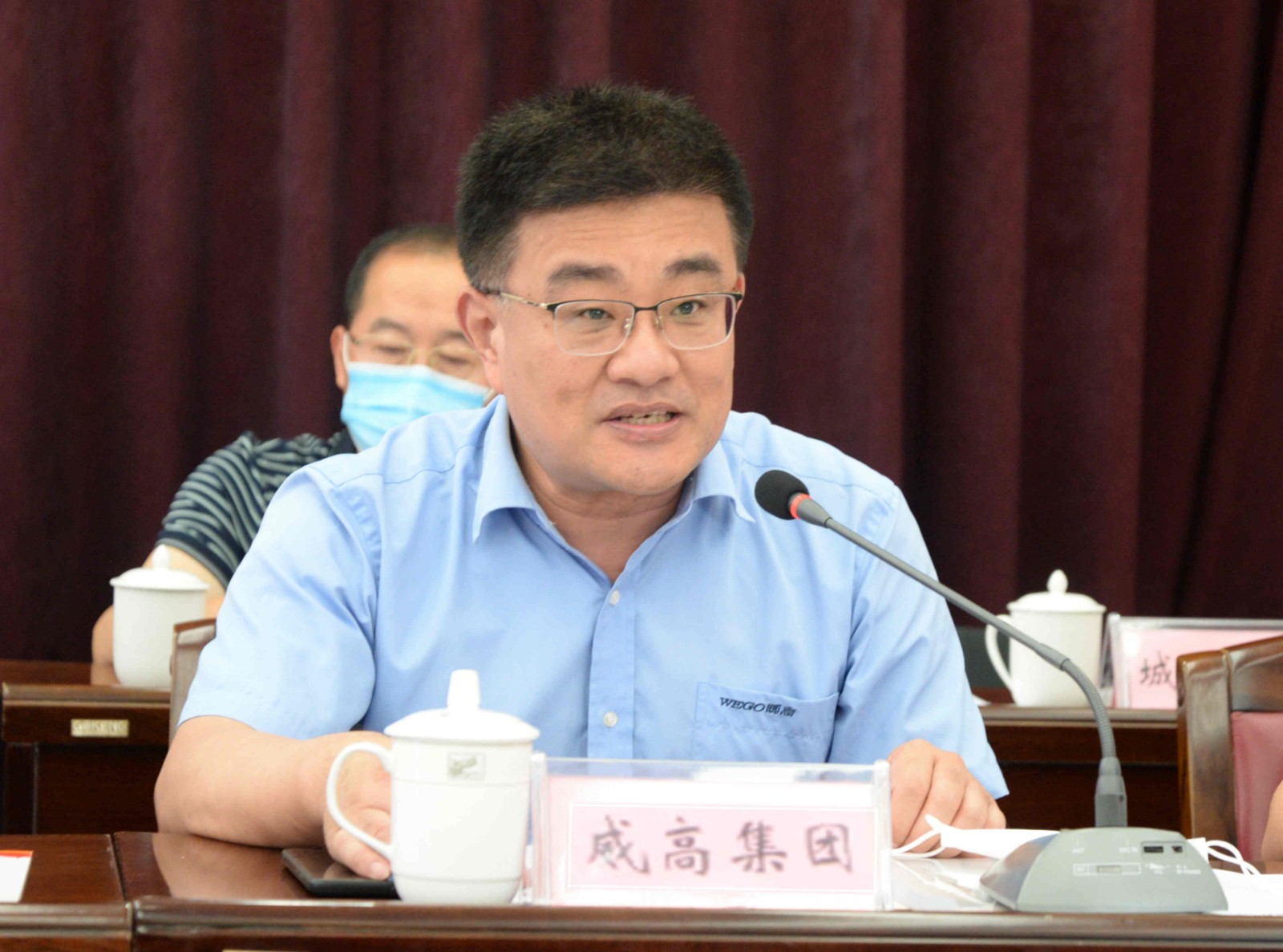 威高集团工会副主席、安全生产环保总监戚磊.jpg