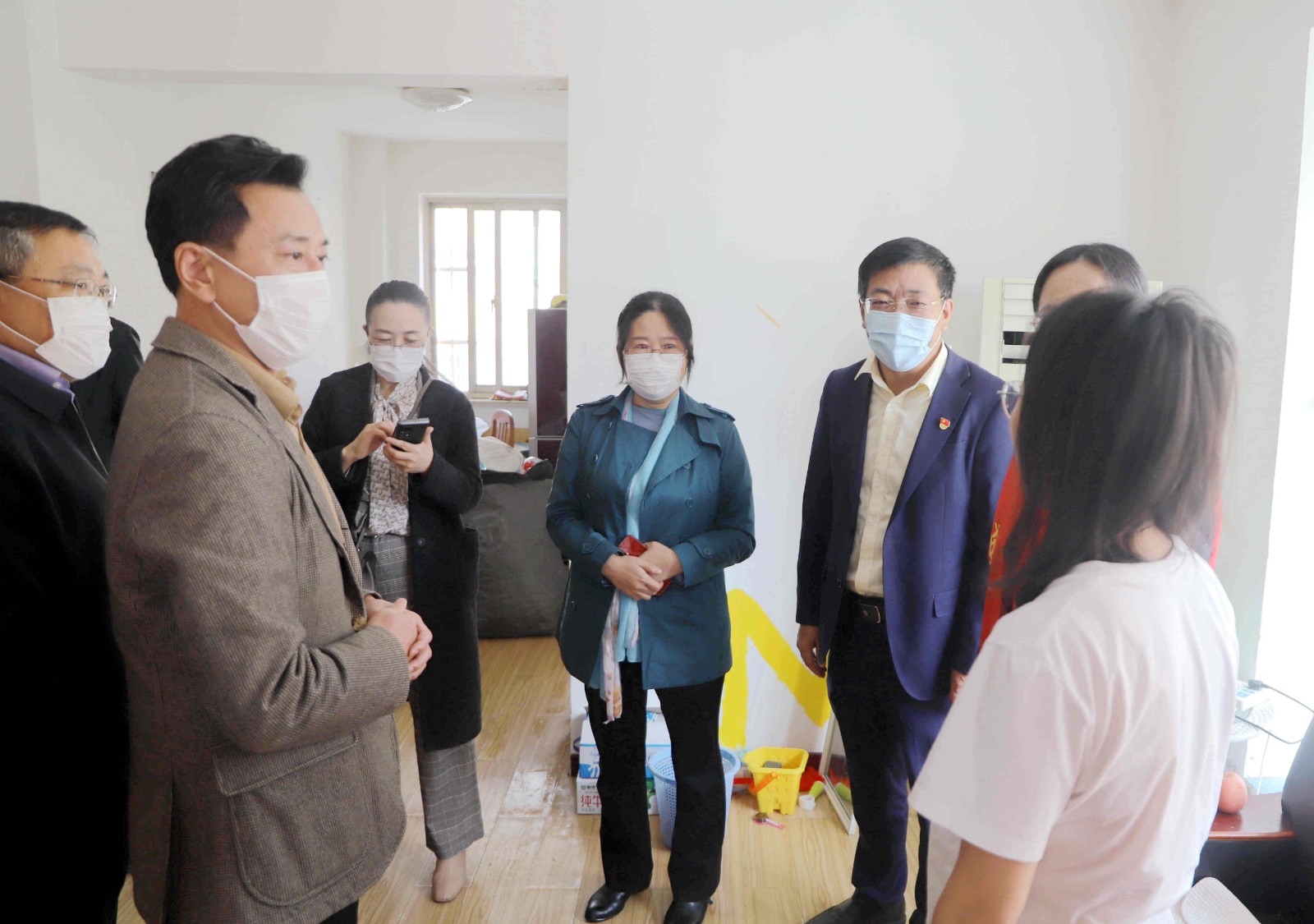 入户了解困难群众的需求2.jpg